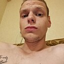 Максим, 22 года