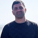 Мхитар Варданян, 32 года