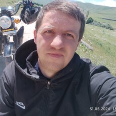 Фотография мужчины Артем, 25 лет из г. Бишкек