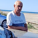 Анатолий, 61 год