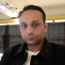 Фотография мужчины Iulian, 39 лет из г. București