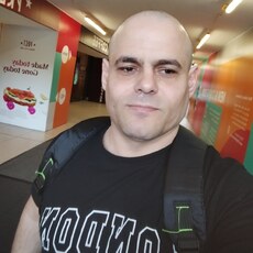 Фотография мужчины Viorel, 43 года из г. Constanța