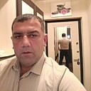 Şahin, 43 года