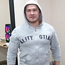 Роман, 34 года