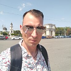 Фотография мужчины Braharu, 45 лет из г. Iași
