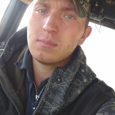 Фотография мужчины Артëм, 25 лет из г. Родино