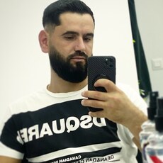 Фотография мужчины Oprisan, 28 лет из г. București