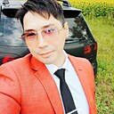 Senator, 33 года