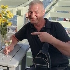 Фотография мужчины Владимир, 47 лет из г. Ялта
