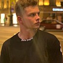 Максим, 21 год