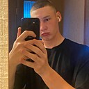 Максим, 25 лет