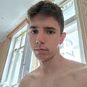 Максим, 21 год