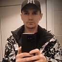 Илья, 33 года