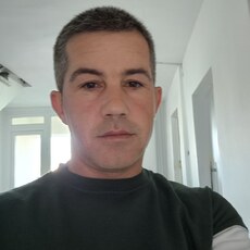 Фотография мужчины Ionut, 44 года из г. București