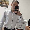 Роман, 24 года