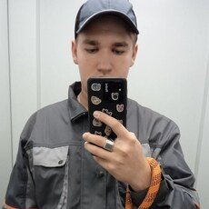Фотография мужчины Данил, 19 лет из г. Киров