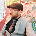 Ahmed Khan, 33 года