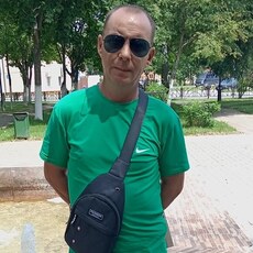 Фотография мужчины Максим, 41 год из г. Буда-Кошелево