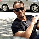 Sansan, 43 года
