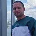 Михаил, 32 года