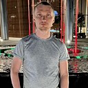 Юрий, 32 года