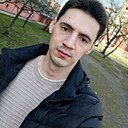 Михаил, 32 года