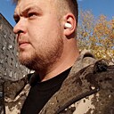 Некто, 32 года