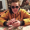 Денис, 22 года
