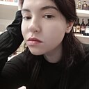 Карина, 24 года