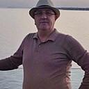 Аро, 58 лет