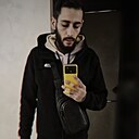 Heno Yan, 33 года