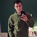 Валентин, 33 года