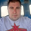 Роман, 33 года