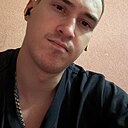 Рустам, 33 года