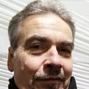 Raymond, 64 года