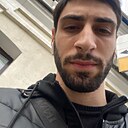 Размик, 22 года