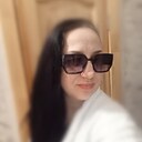 White, 42 года