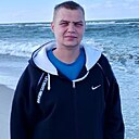 Олег, 32 года