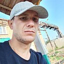 Ден, 34 года