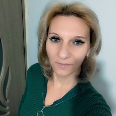 Фотография девушки Ionela, 41 год из г. București