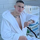 Макс, 22 года