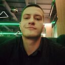 Максим, 23 года