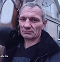 Petro, 44 года