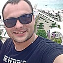 Илья, 33 года
