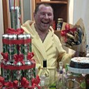 Валик, 54 года