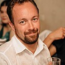Михаил, 33 года