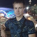 Лев, 36 лет