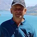 Тохиржон, 53 года