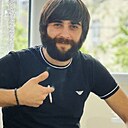 Anonim, 32 года