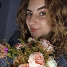 Фотография девушки Ляля, 24 года из г. Волноваха